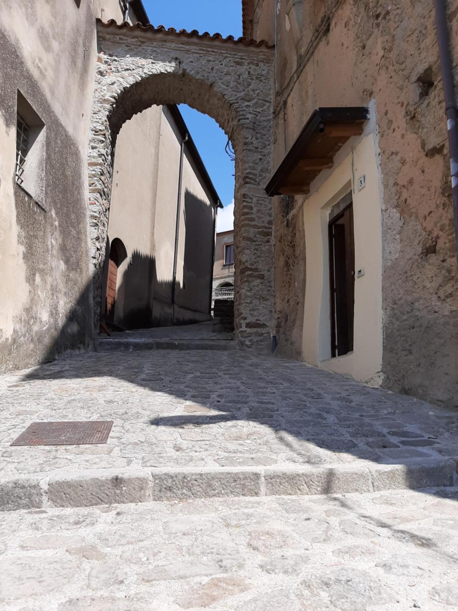 Ferienwohnung Porta Longobardi Novi Velia Exterior foto