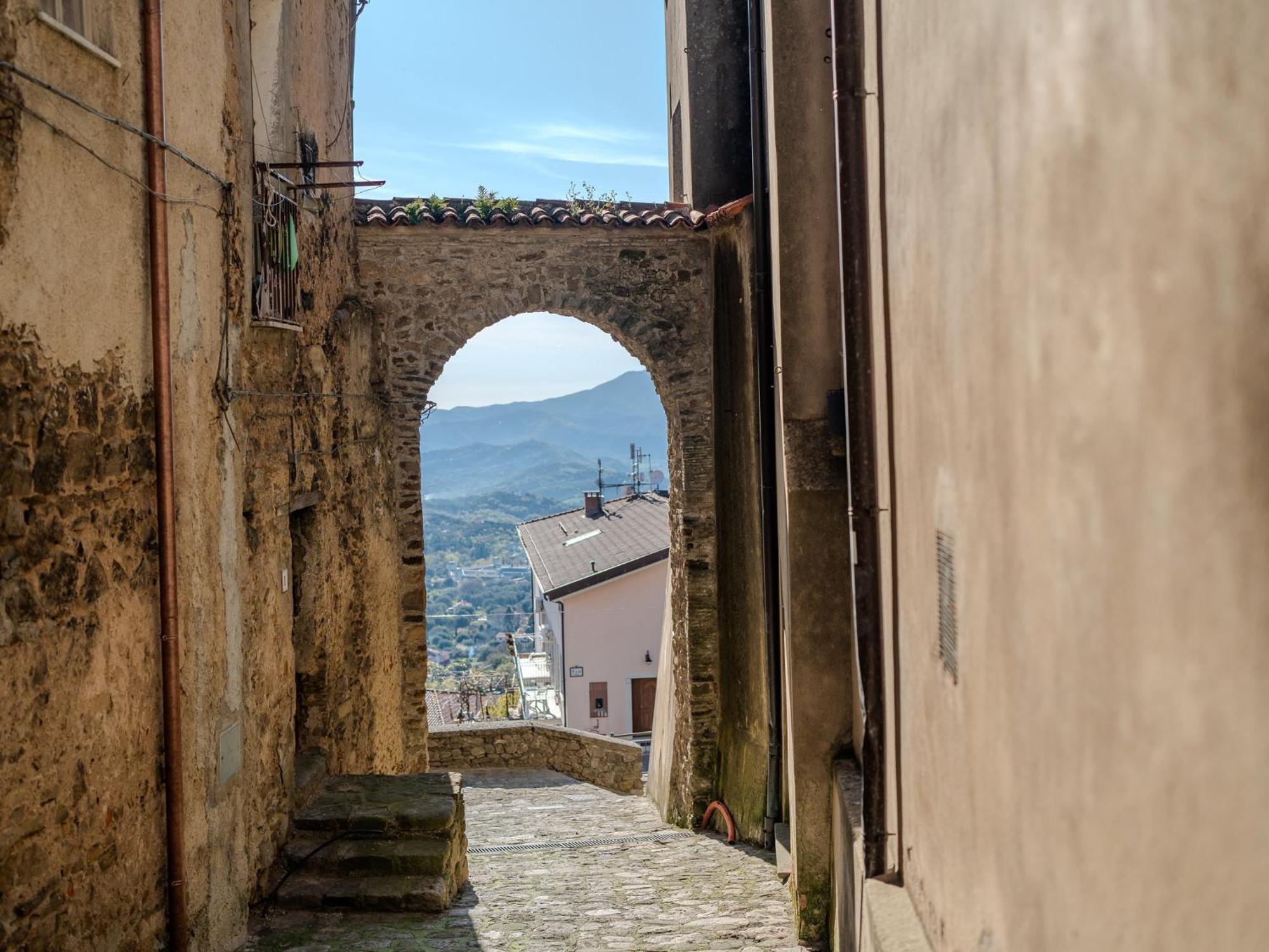 Ferienwohnung Porta Longobardi Novi Velia Exterior foto